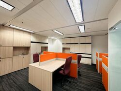 Gateway East (D7), Office #627360001